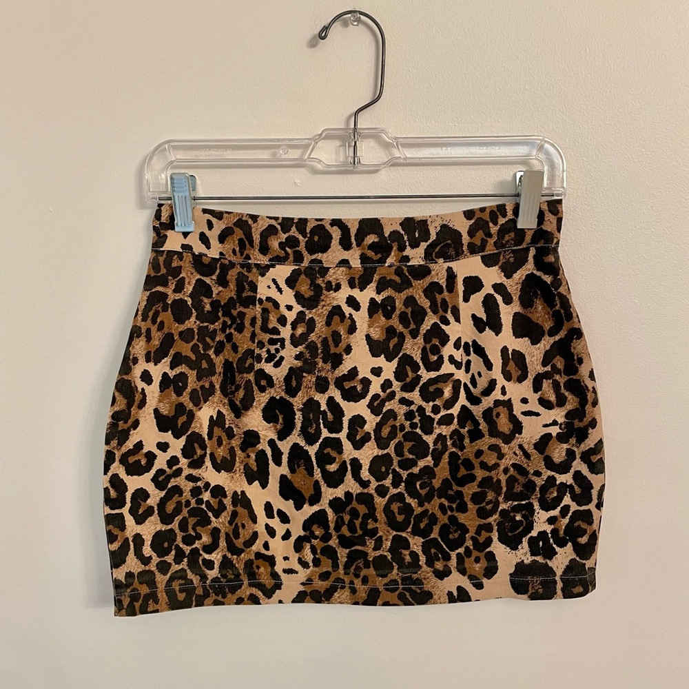 SHEIN Cheetah Print Mini Skirt Size S